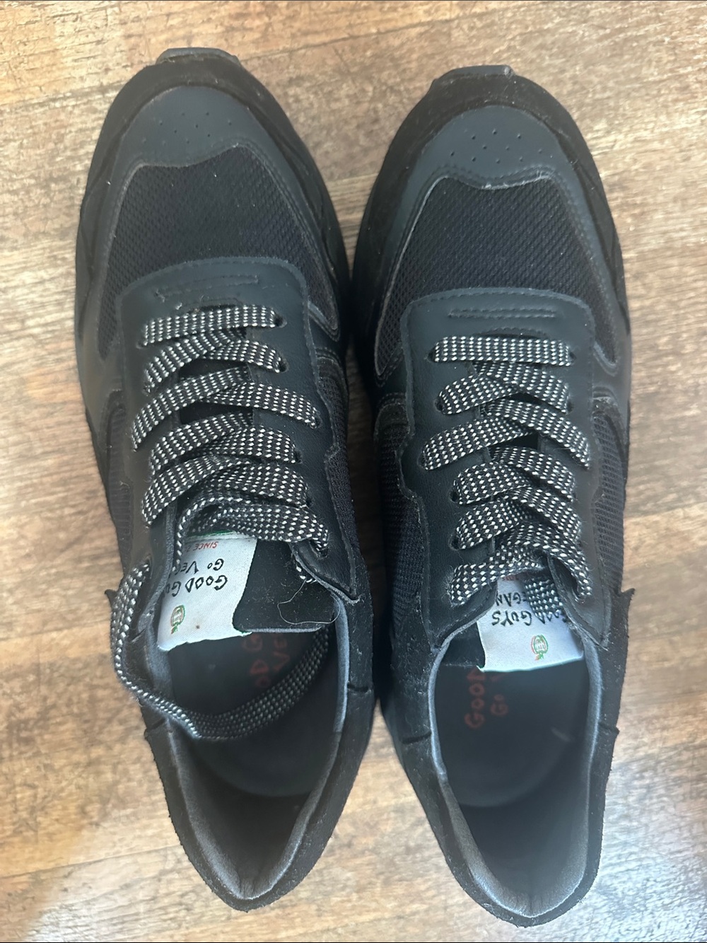 Men's vegan Black Athletic Sneakers - Casual Lace-Up